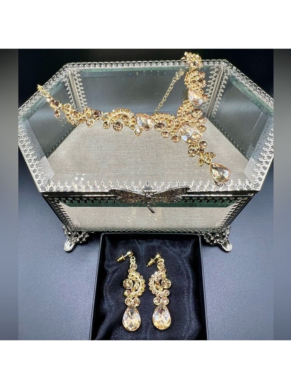 Radiant Gold Teardrop Necklace Earring Jewelry Set Zircon NIB